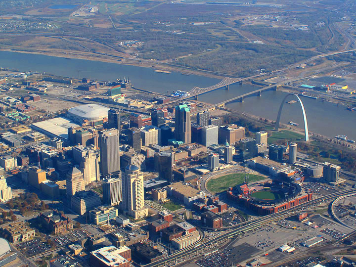 Aerial_view_of_St._Louis,_Missouri